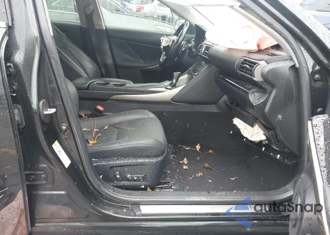 2017 Lexus Is 200T из США, поврежденный, VIN JTHBA1D23H5051190